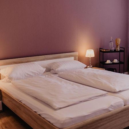 Faehrhaus Kollmar Hotel Bagian luar foto